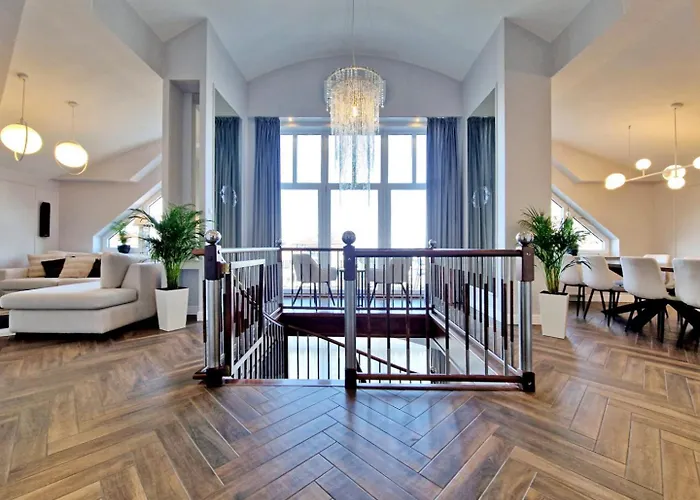 Royal Penthouse By Baltic سفينويتشي